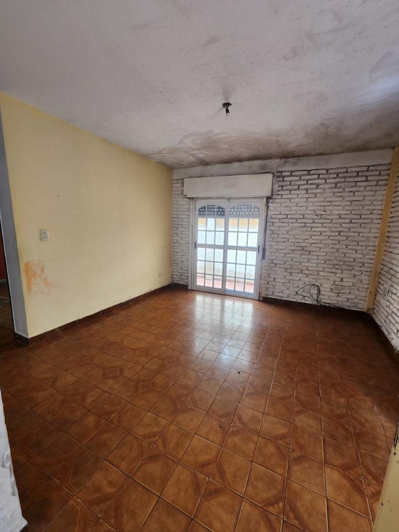 Foto de DEPTO TIPO CASA EN ALQUILER AVENIDA MITRE 6400 WILDE P.BAJA, imagen 1