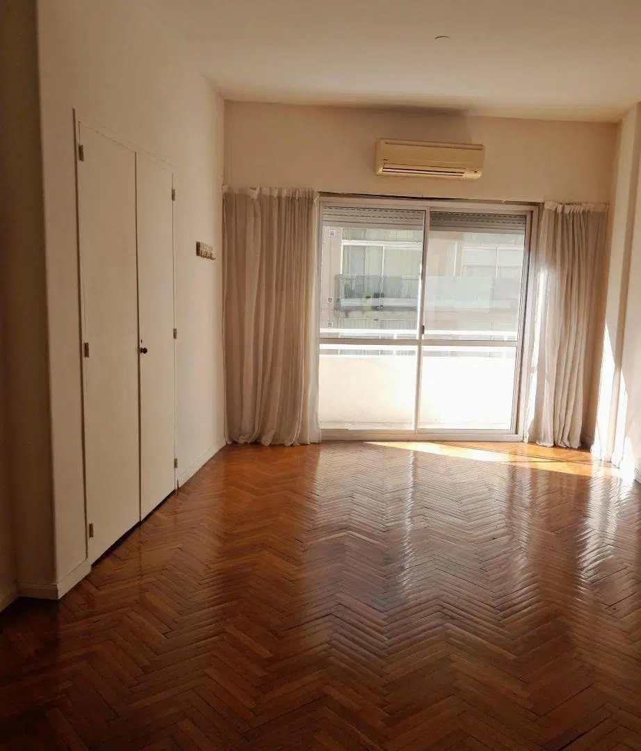 VENTA EXCELENTE MONOAMBIENTE 43M2 . LLENO DE LUZ EN GUTIÉRREZ ENTRE AVDA. PUEYRREDÓN Y LAPRIDA. 2