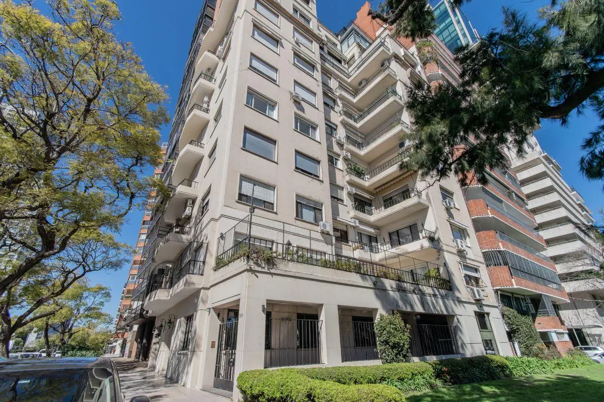 Venta Avenida Figueroa Alcorta y Casares - Excepcional Piso en Edificio Único 5