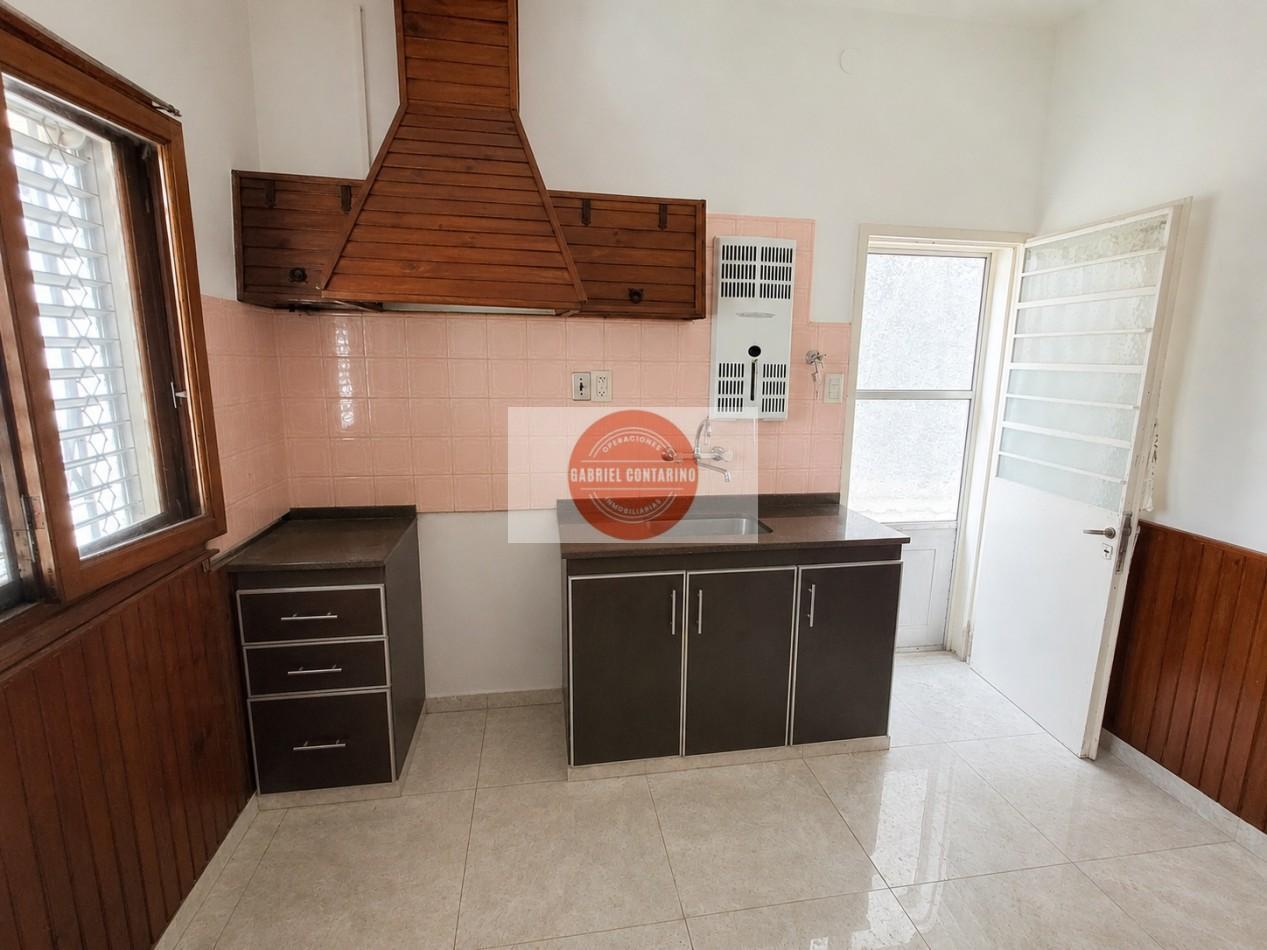 Foto de ALQUILER - CASA 3 AMBIENTES CON COCHERA EN REMEDIOS DE ESCALADA (LANUS), imagen 3
