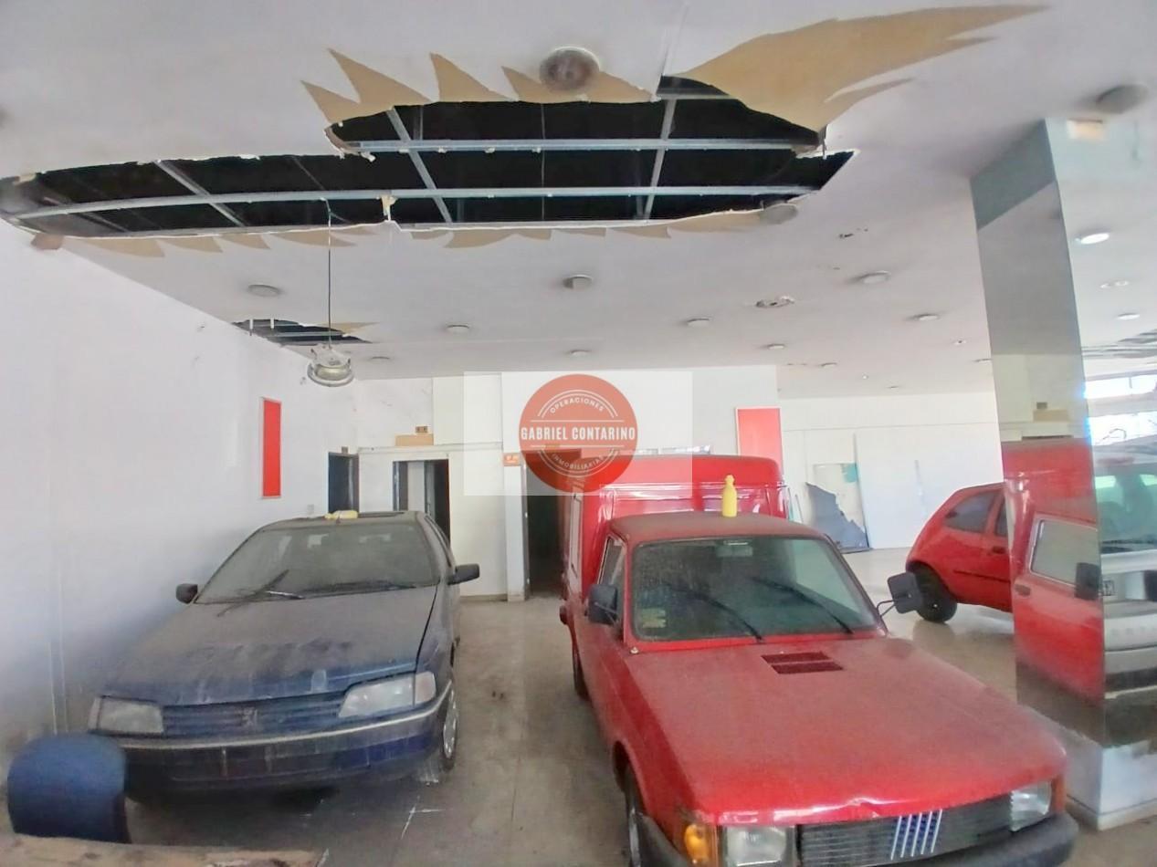 Foto de Gran local en esquina sobre Av. Mitre 4590 - Villa Dominico, Avellaneda, imagen 3