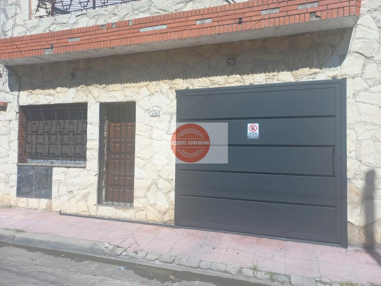 Foto de VENTA - DEPARTAMENTO TIPO CASA 3 AMBIENTES AL FRENTE - LANUS, imagen 2