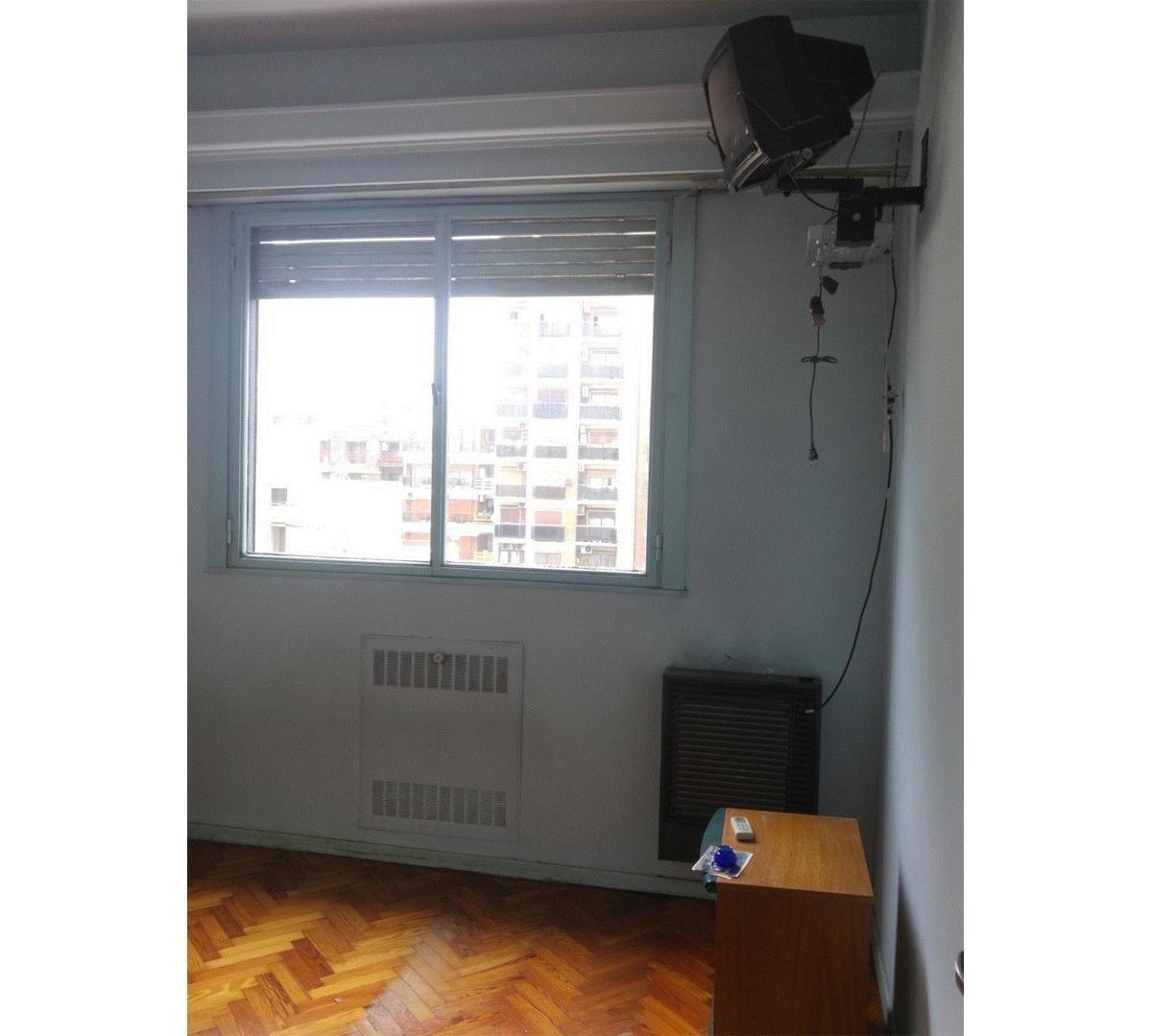Foto de AVELLANEDA CENTRO 4 AMBIENTES CON DEPCIAS, imagen 3