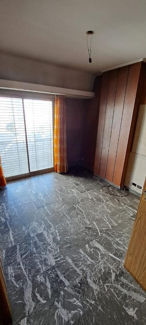 4 Ambientes con Depcias 150 m² Sobre Av Mitre 2