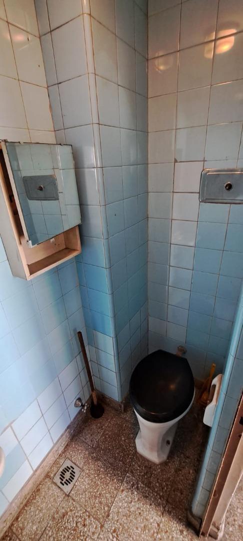 4 Ambientes con Depcias 150 m² Sobre Av Mitre 4