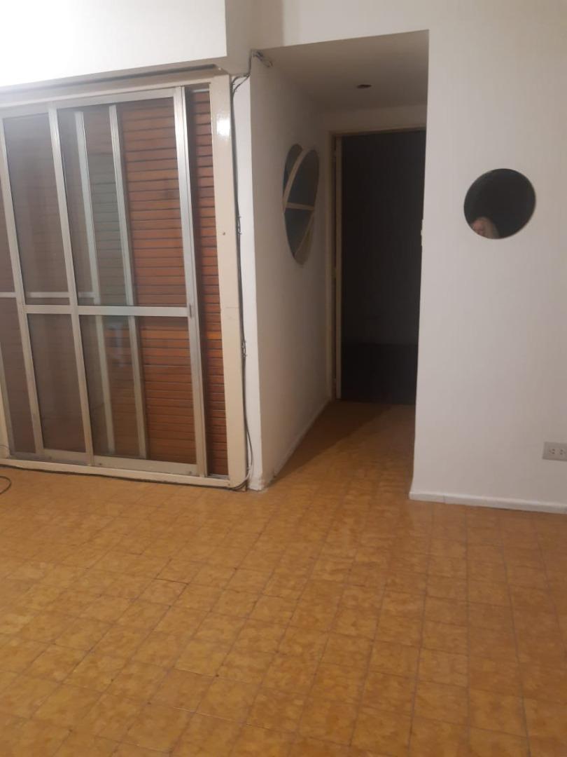 Departamento de 2 Amb en Avell Centro! 4
