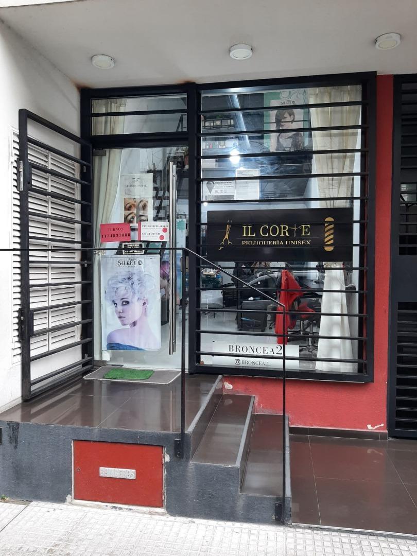 LOCAL AVELLANEDA CENTRO A METROS DE AV. MITRE 40 m2