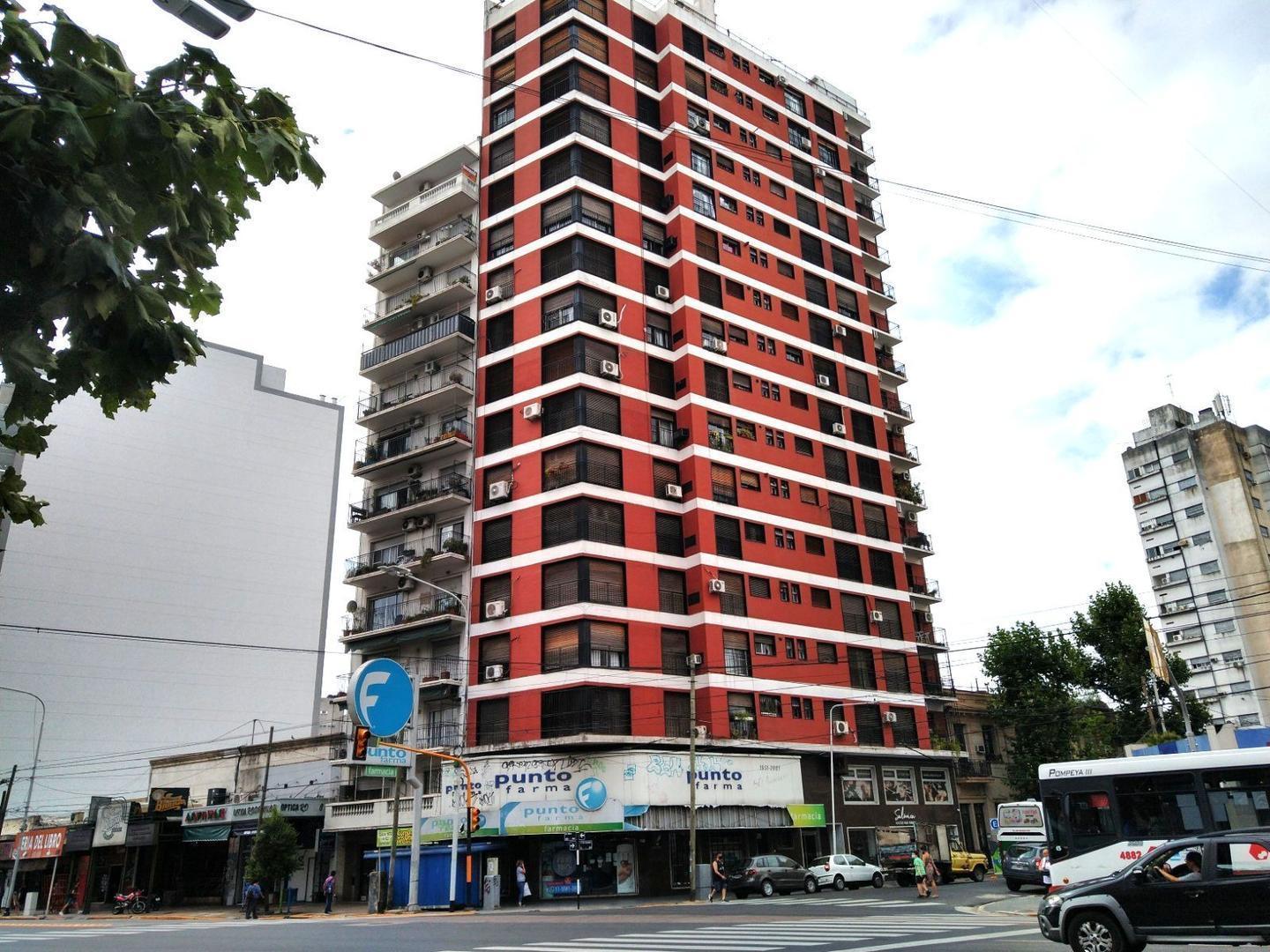 DEPARTAMENTO 3 AMB. CENTRO DE AVELLANEDA!!