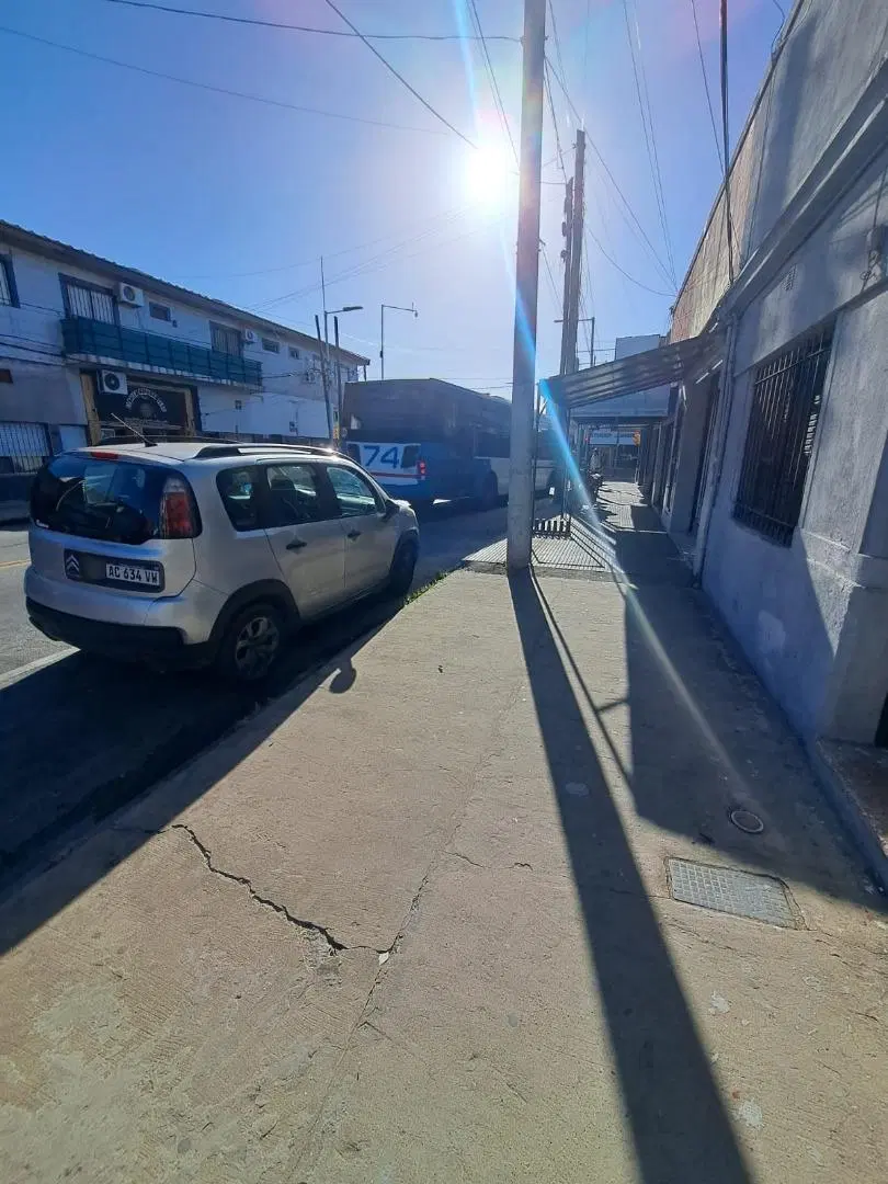 LOCAL DE 3 X5 EN GERLI 4