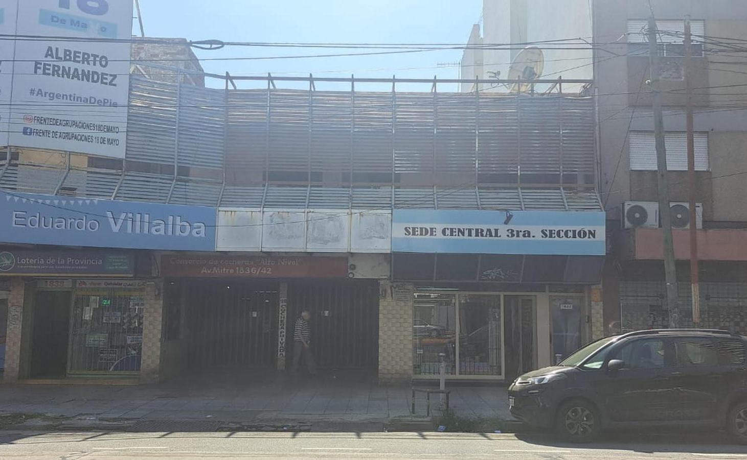 Foto de COCHERA FIJA Y CUBIERTA SOBRE AVDA. MITRE, imagen 1