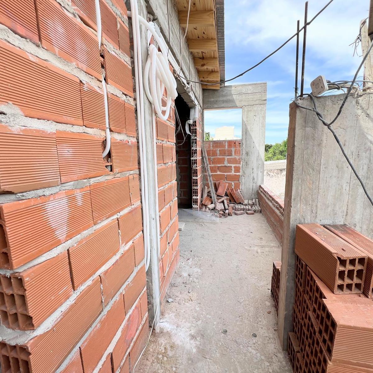 Venta PH a Estrenar con Cochera y Patio 5
