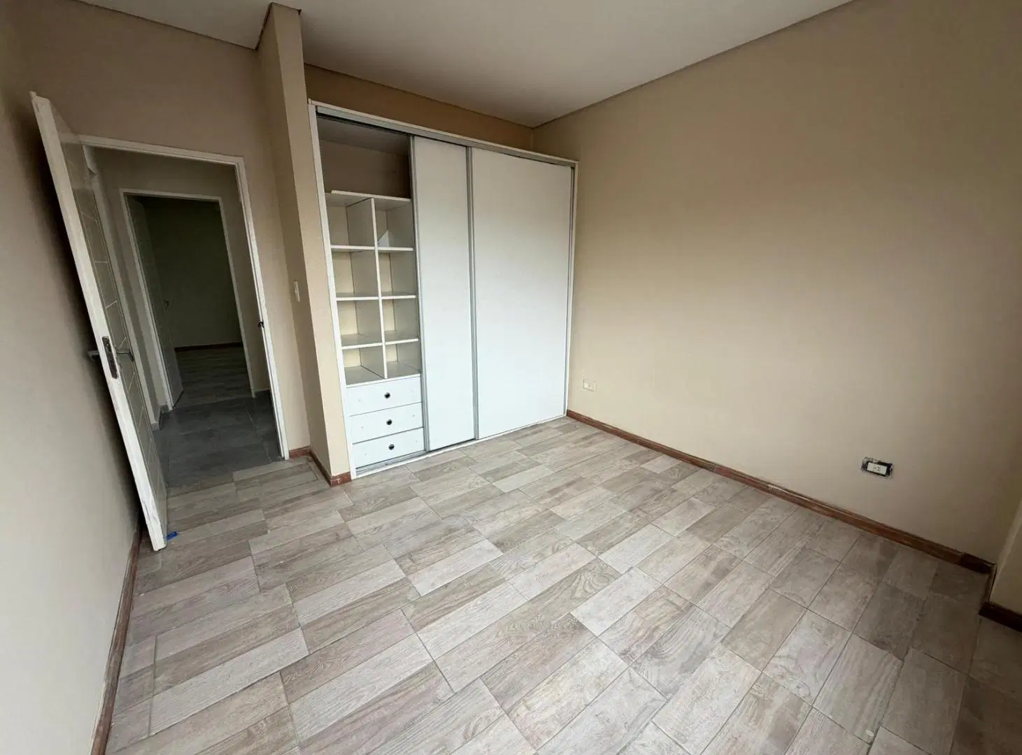 Departamento 3 amb en alquiler - Lanús Este 5