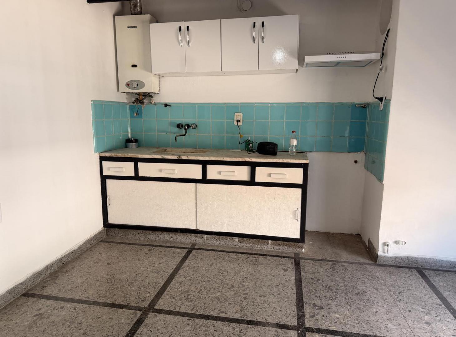 Foto de PH alquiler en Lanús Oeste, imagen 3