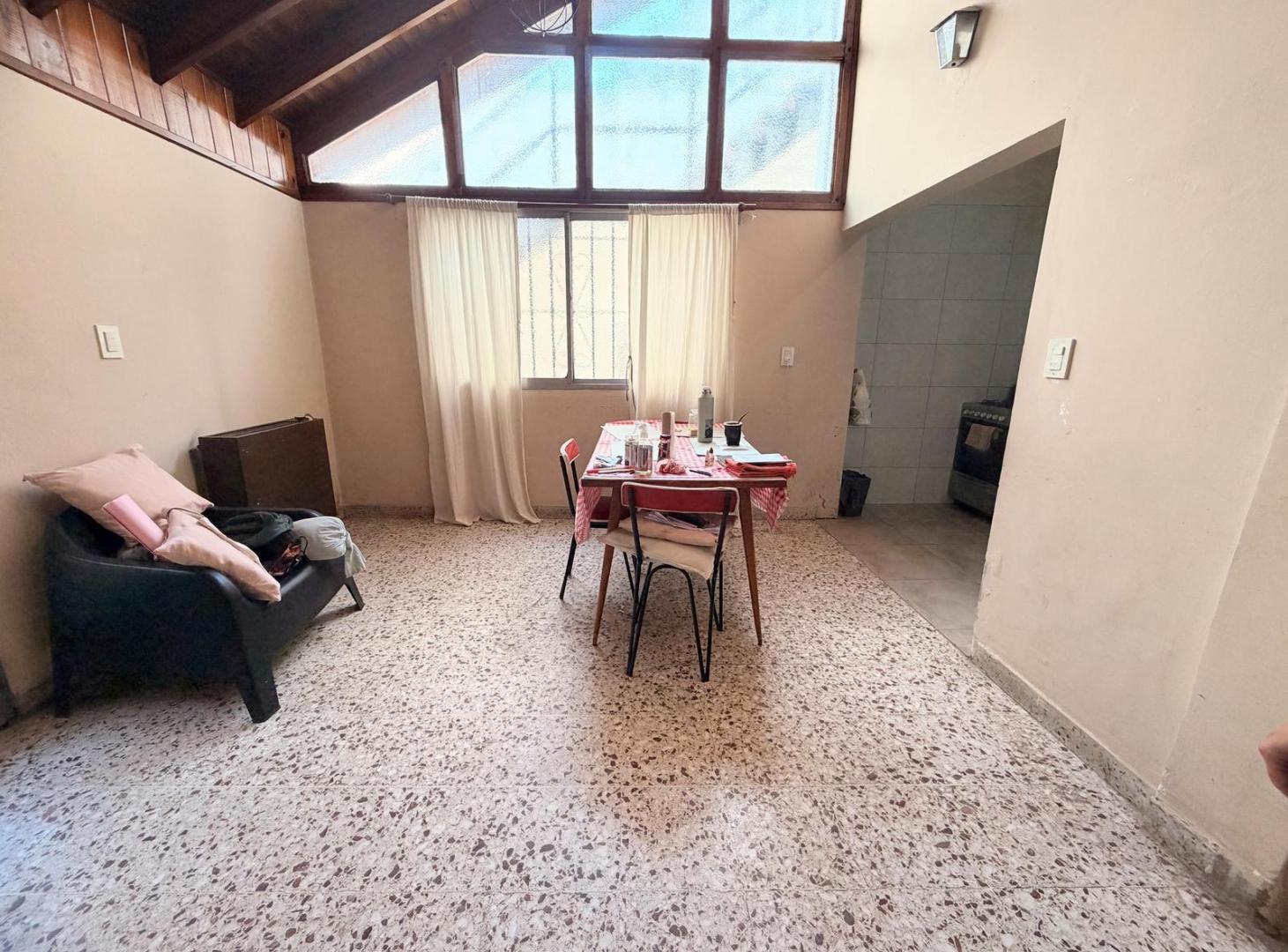 Foto de Casa en alquiler Lanús Este, imagen 4