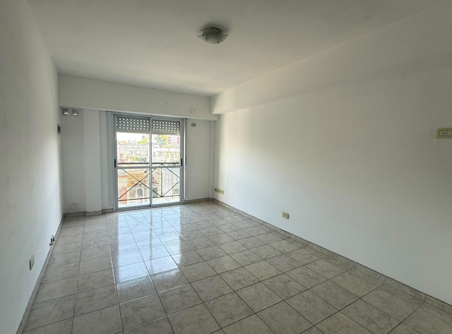 Foto de Departamento - Lanús Oeste, imagen 2