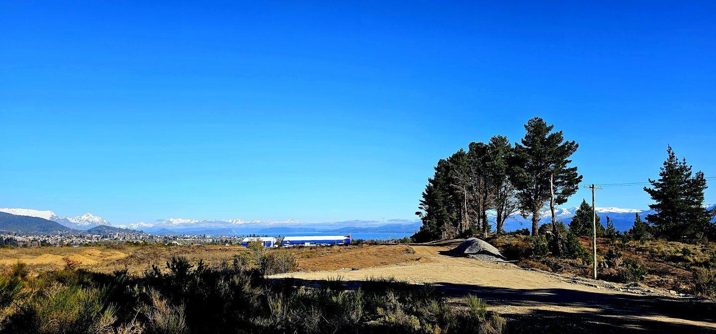Lotes financiados en Av. Esandi - Todos los servicios - Bariloche