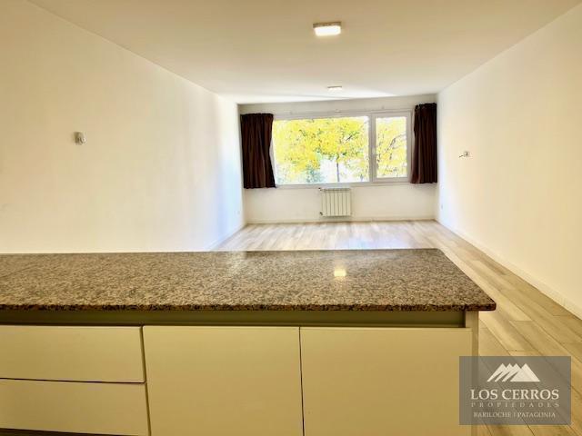 Foto de Departamento en venta - un dormitorio con cochera en el centro de, imagen 5