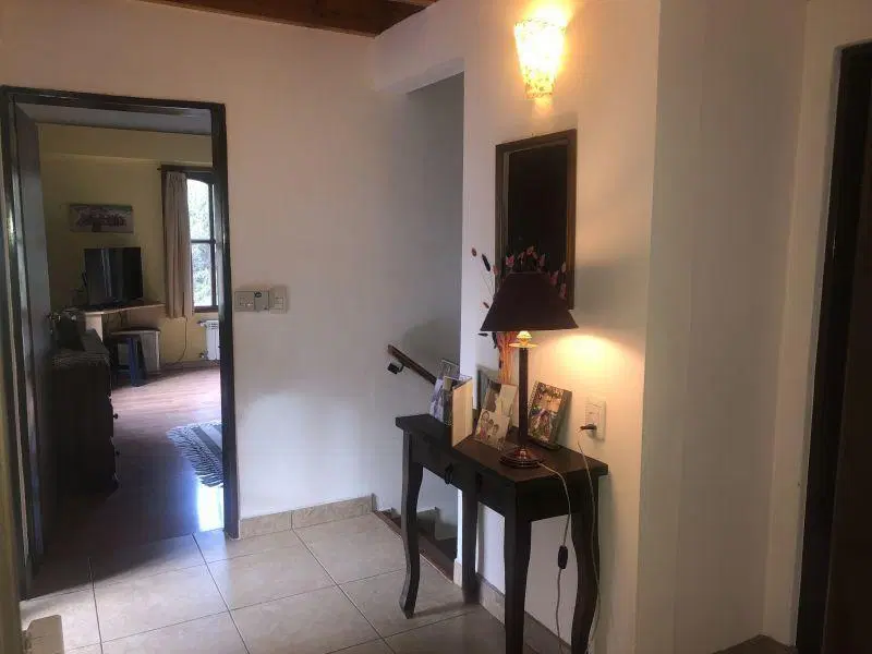 xcelente casa en barrio La Colina 5