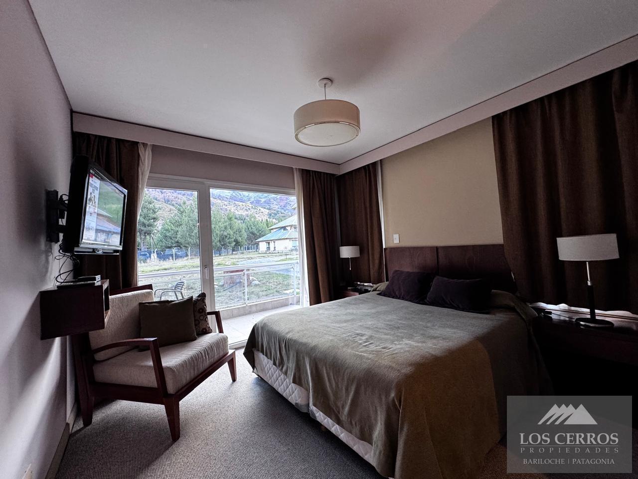 Foto de Venta de Departamento en Bariloche, Villa Catedral "SKI VILLAGE", imagen 2