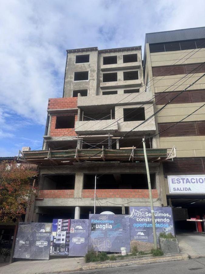 Departamento en Venta en Bariloche-1 Dormitorio con balcon Terraza.