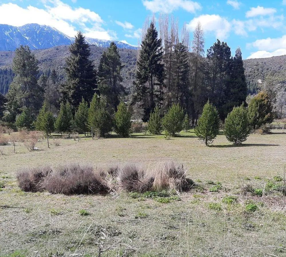Fracción de 1,3 hs, a 15 minutos de El Bolson, Casa y Sum 3