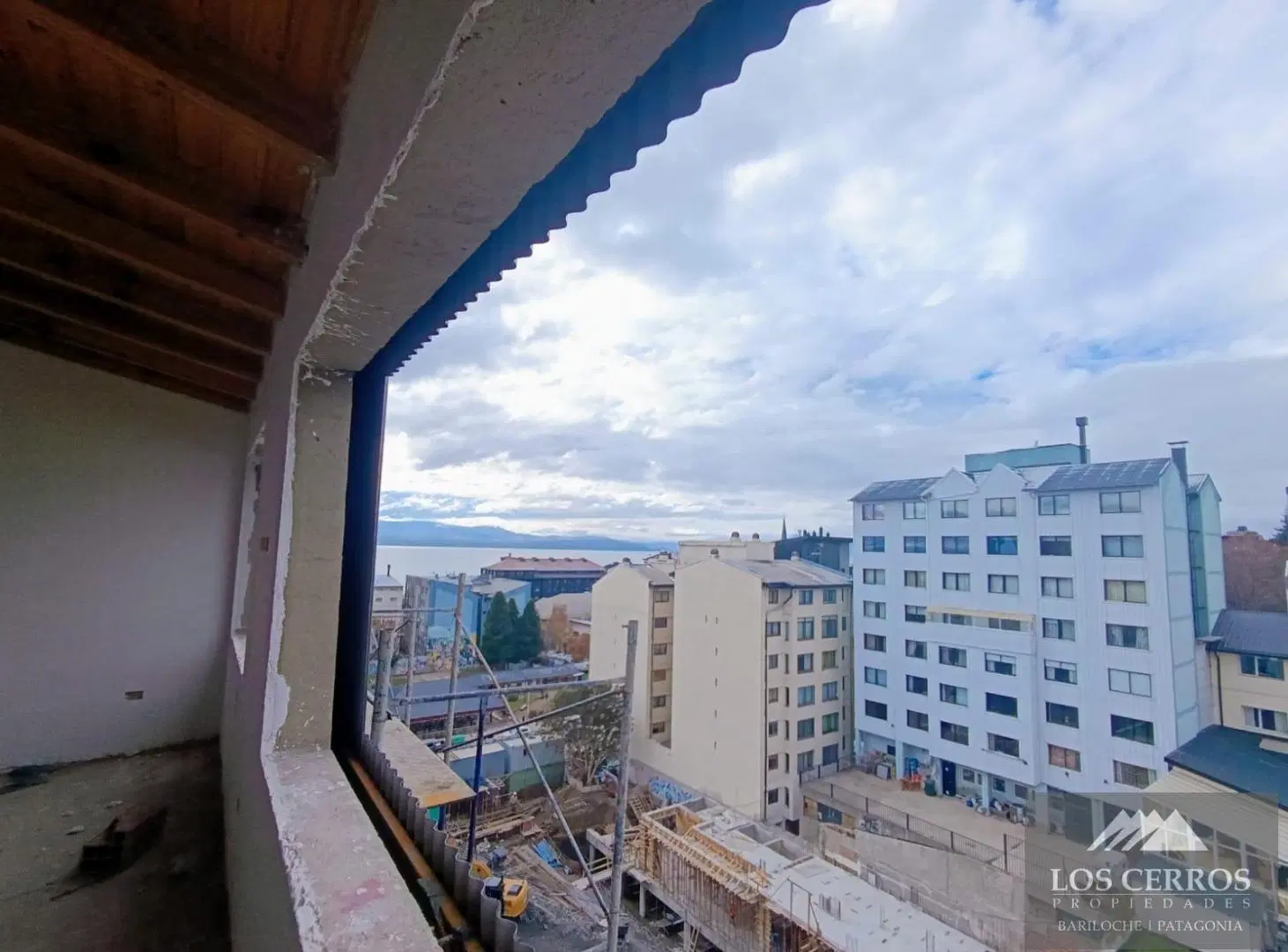 Venta Depto. Céntrico. Bariloche Vista excelente. 5