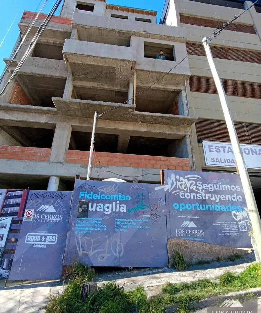 Venta Depto. Céntrico. Bariloche Vista excelente. 3
