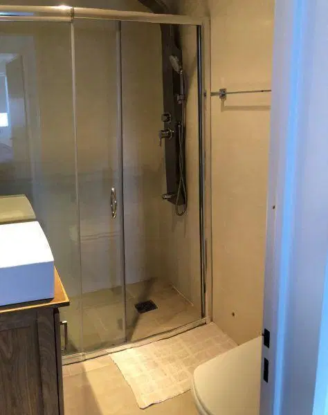 Departamento en venta - 2 dormitorios - 2 baños - vista al lago Nahuel Huapi -Centro de Bariloche 8