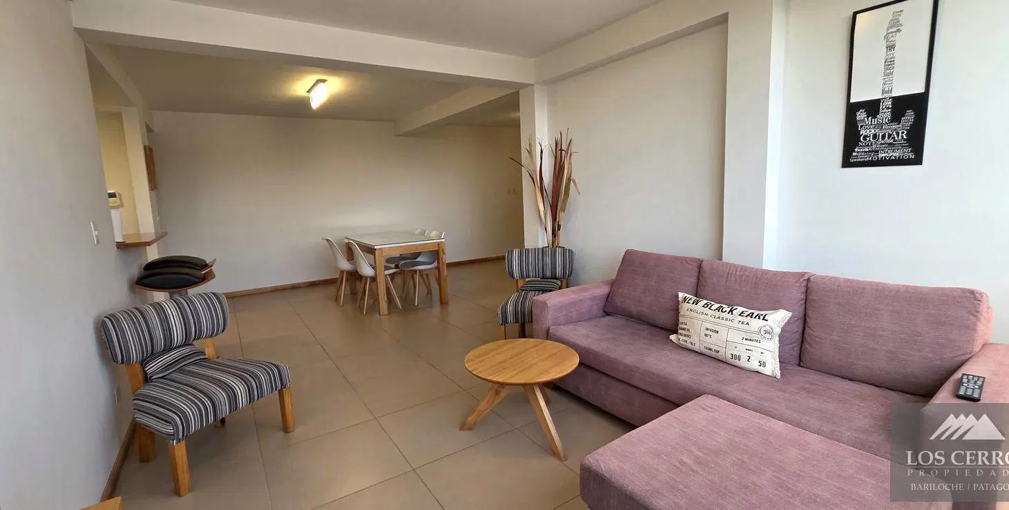 Departamento en venta en el centro de San Carlos De Bariloche - Vista al lago 8