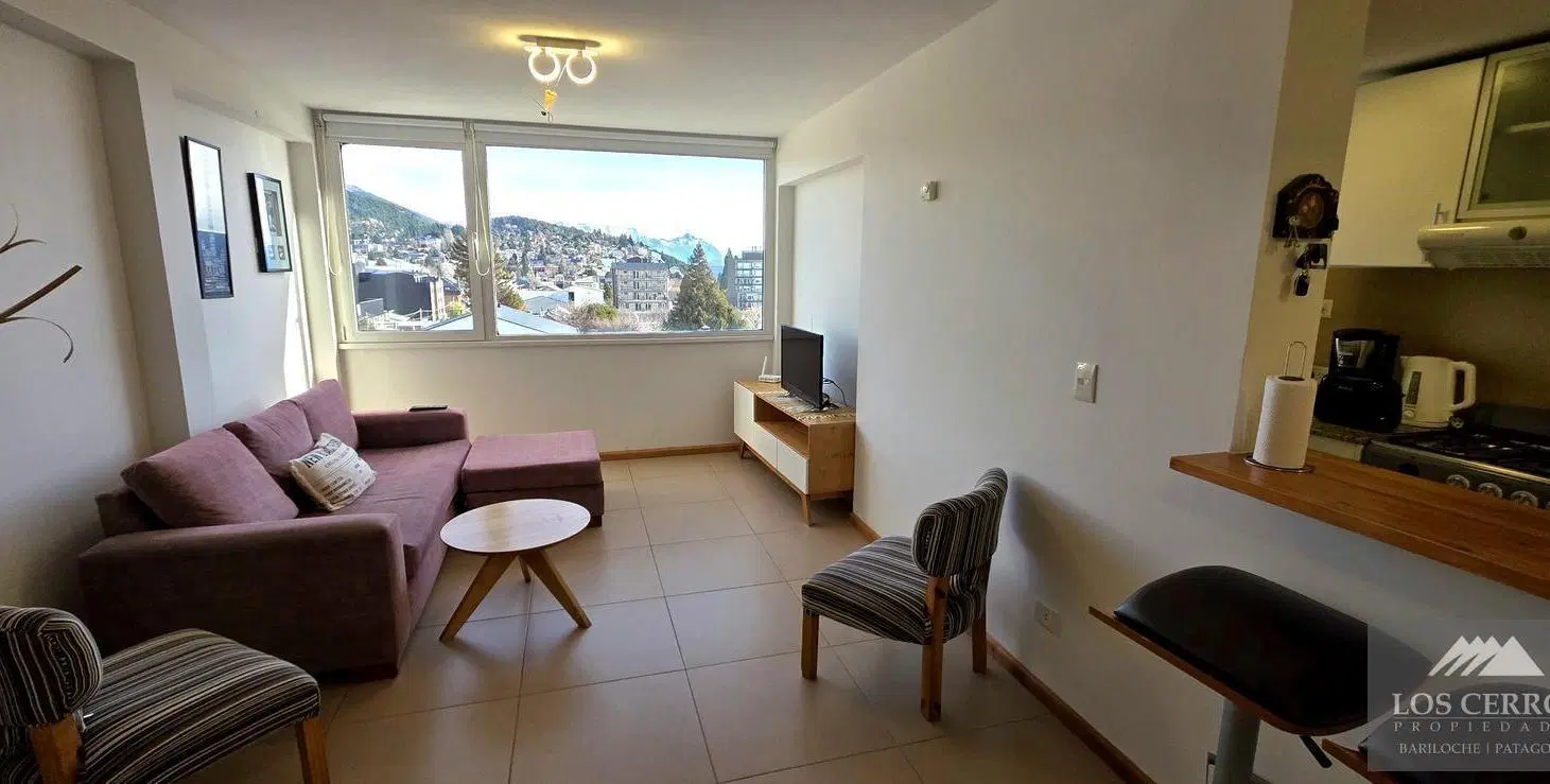 Departamento en venta en el centro de San Carlos De Bariloche - Vista al lago 3