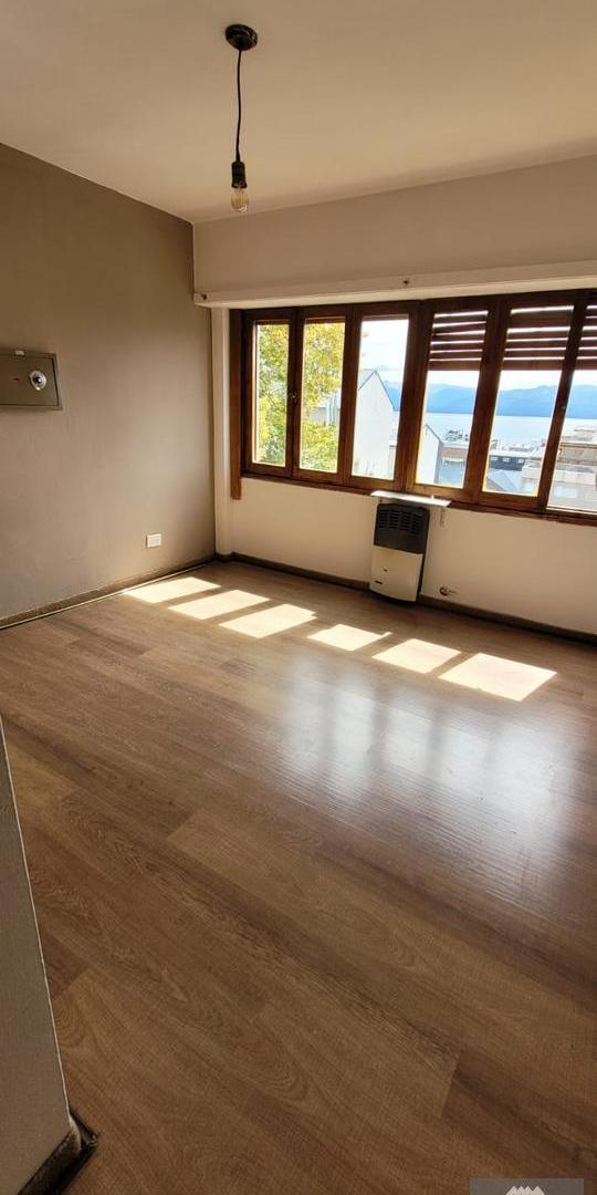 Foto de Departamento en Venta Belgrano Bariloche - Muy luminoso, imagen 3