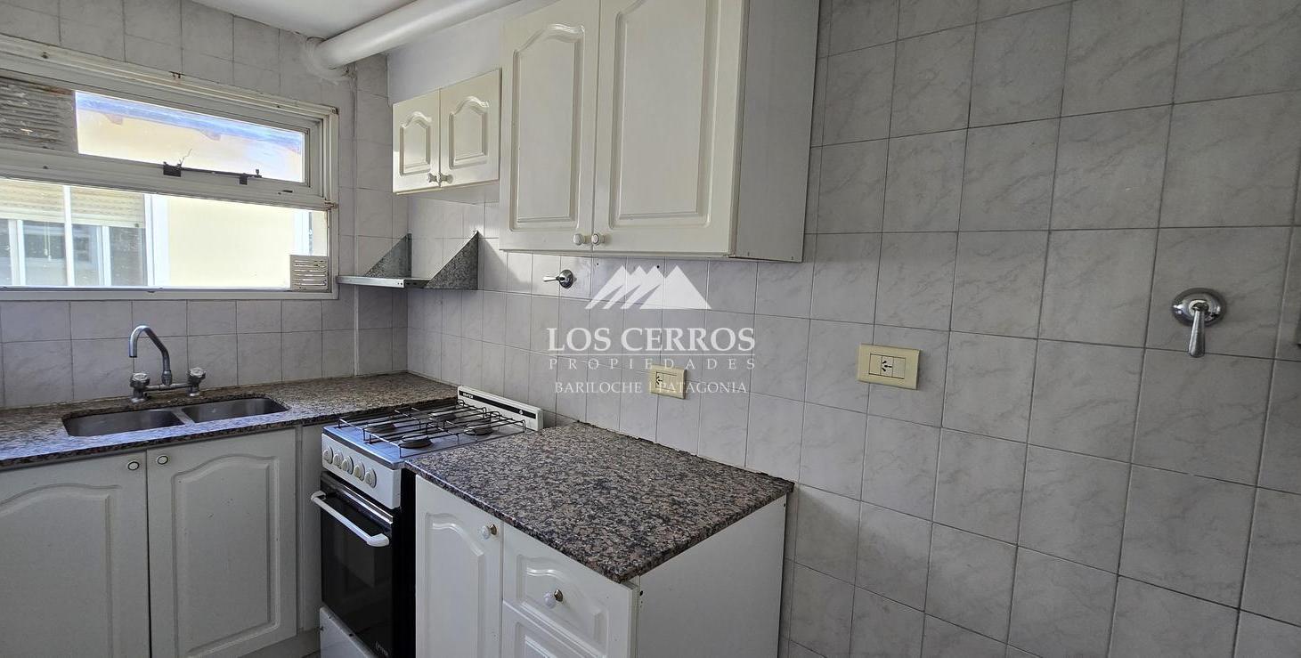 Foto de Departamento en alquiler en el Centro de San Carlos De Bariloche, imagen 2