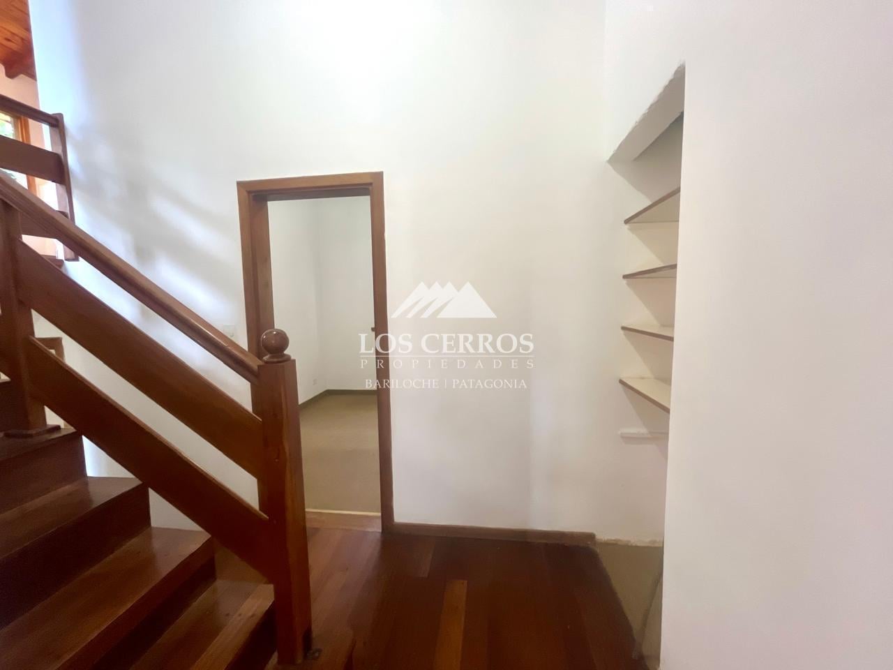 Foto de Casa de 3 dormitorios en VENTA - Melipal - Bariloche ( APTA CREDITO ), imagen 3