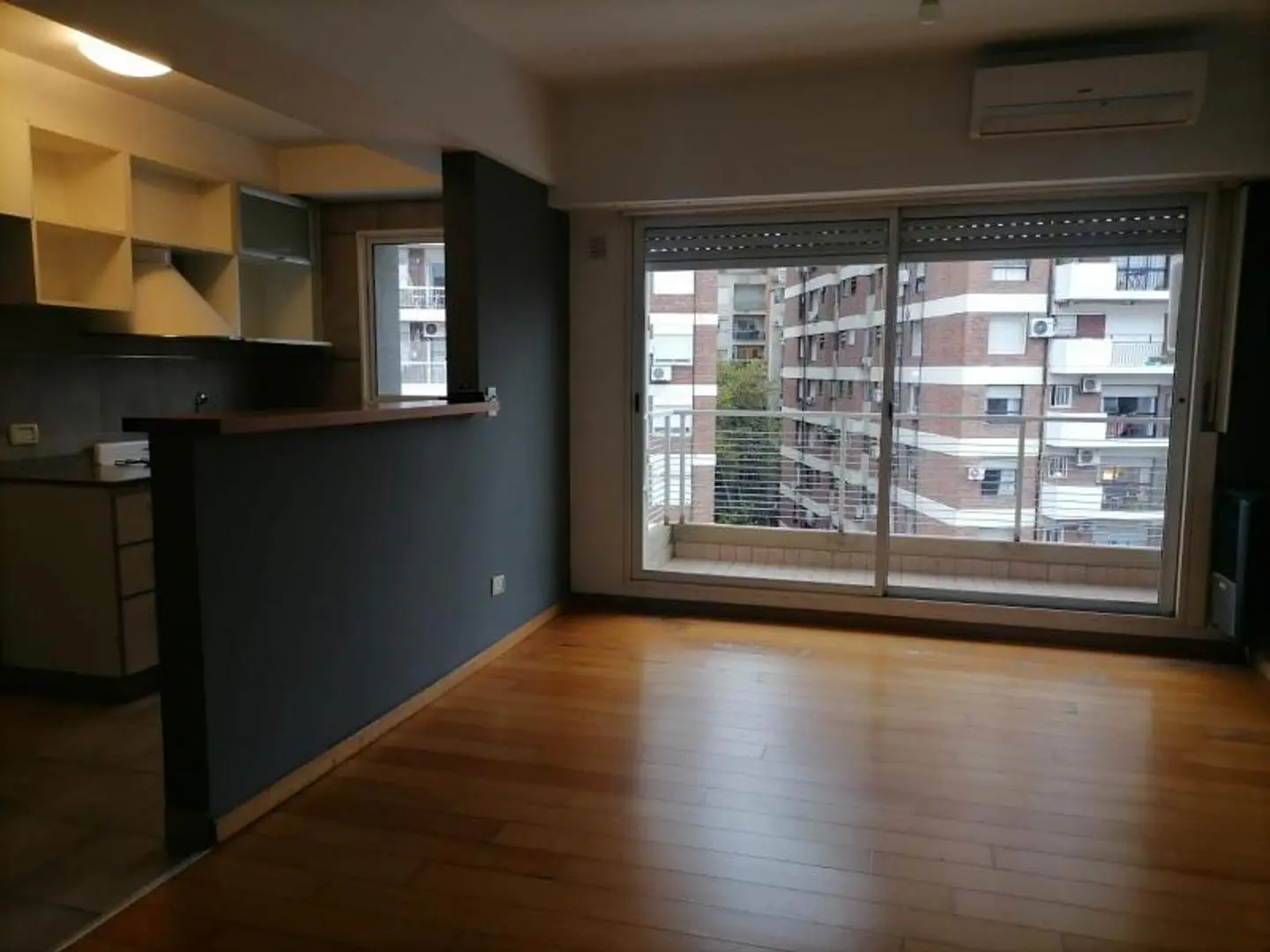 Studio con Balcón contrafrente en la calle Julián Álvarez 2