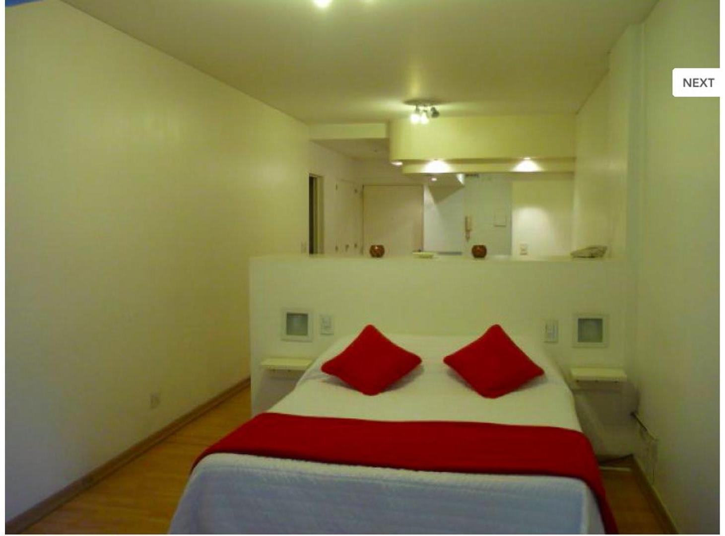 Azcuenaga y Juncal, Studio al frente con balcon 40m2 Laundry