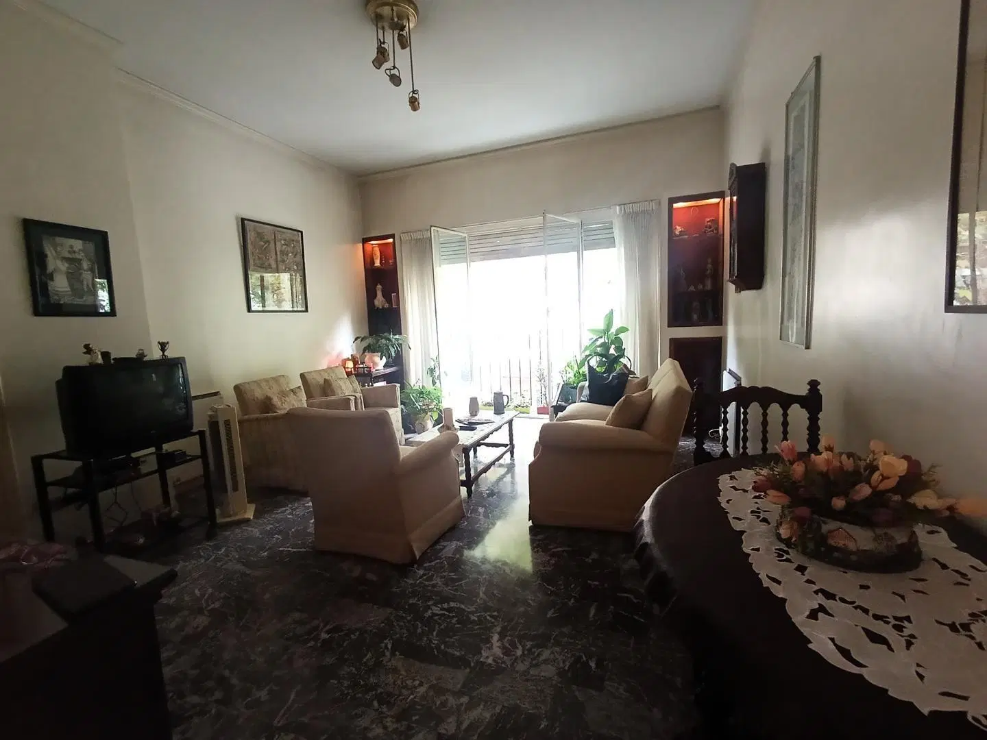 Arenales y Araoz fte balcón francés 4 ambientes 78m2 semip 5