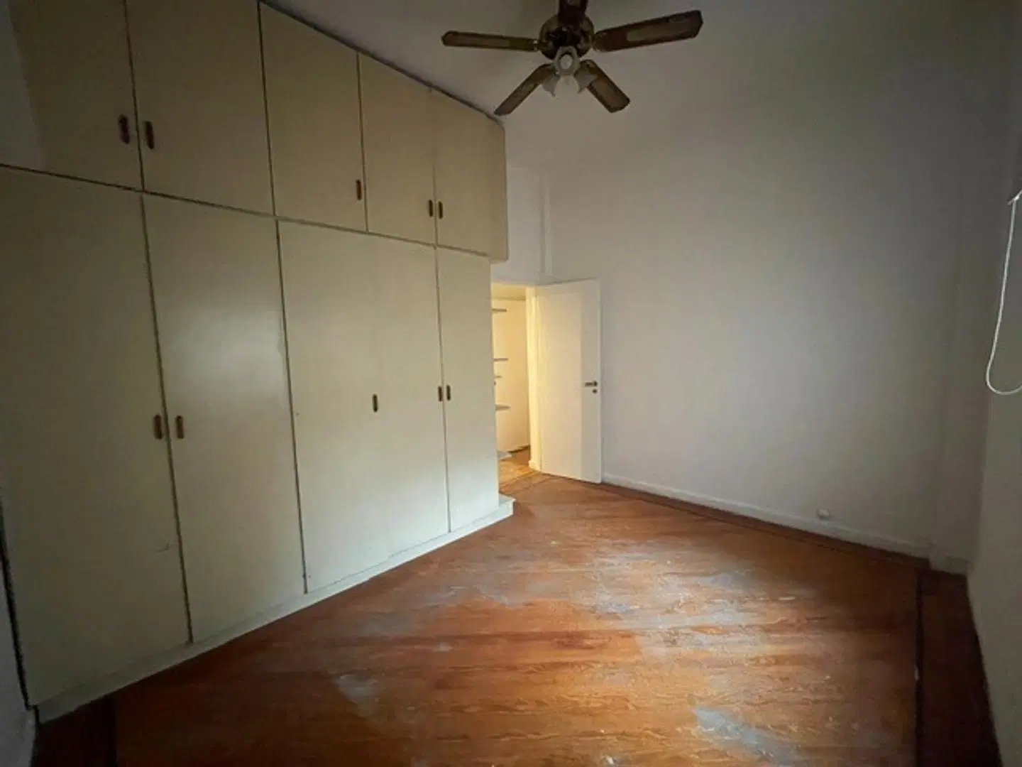 Azcuenaga y Rivadavia 1er Piso Patio Dependencia 1