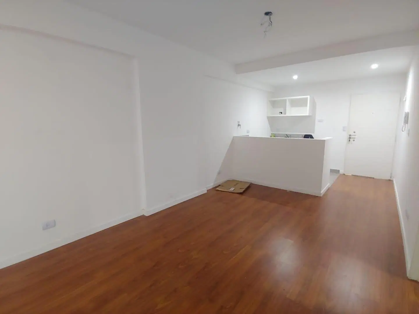 Dos ambientes s/dividir balcon Piscina Diaz Velez y Acoyte 4