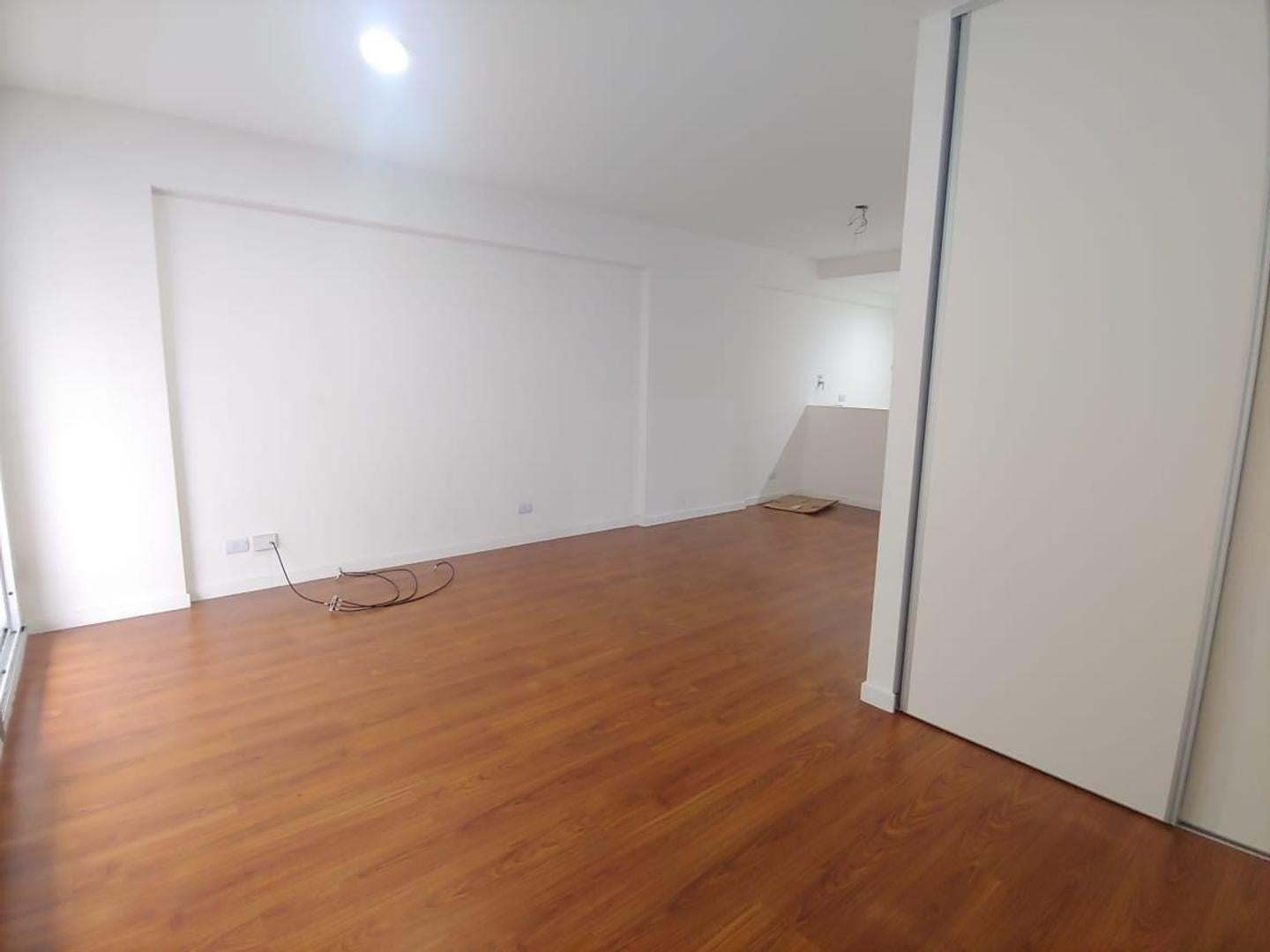 Foto de Dos ambientes s/dividir balcon Piscina Diaz Velez y Acoyte, imagen 3