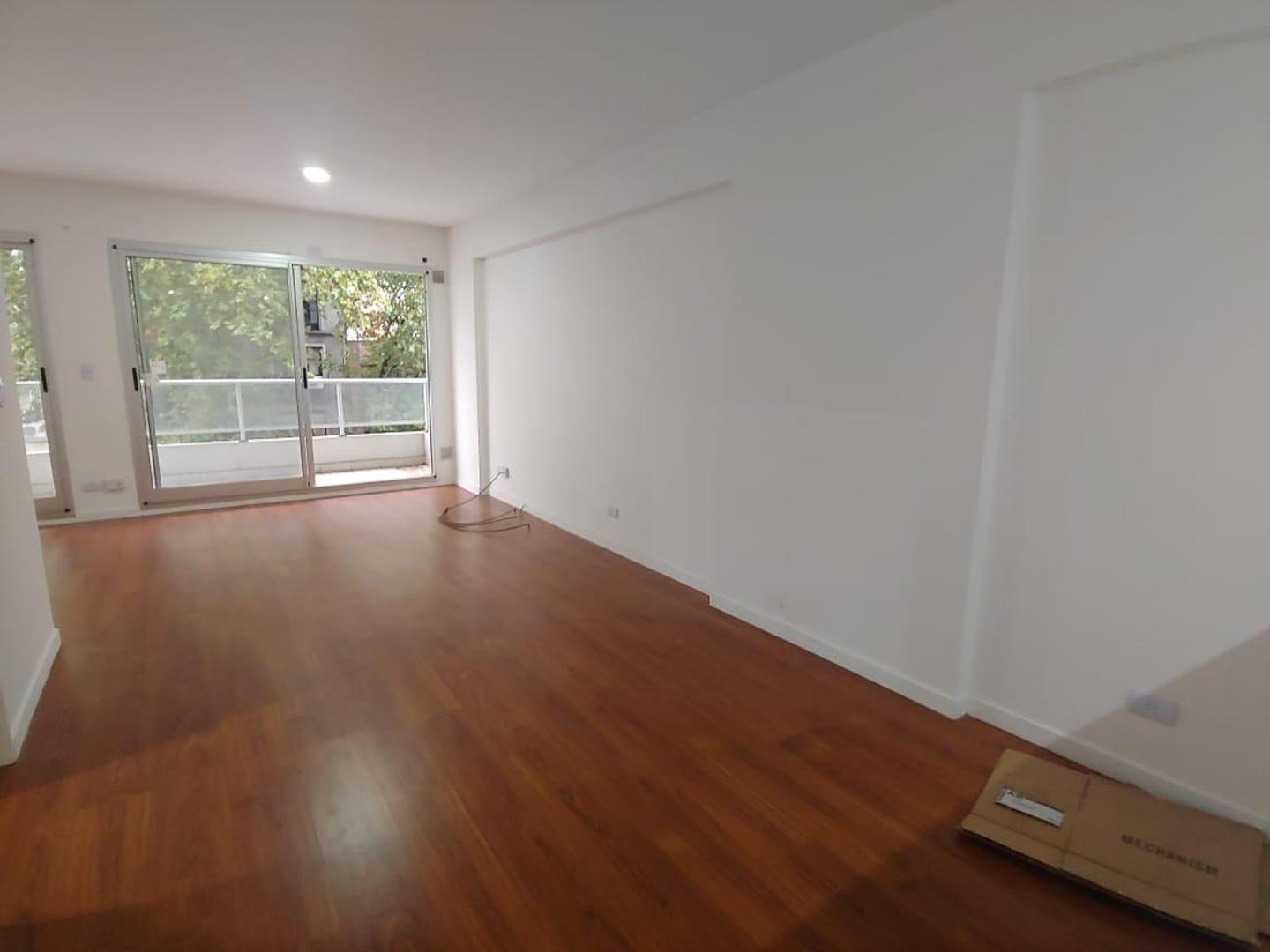 Foto de Dos ambientes s/dividir balcon Piscina Diaz Velez y Acoyte, imagen 1