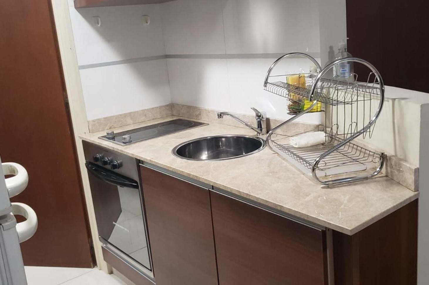 Foto de Amplio estudio moderno con balcón terraza, imagen 2