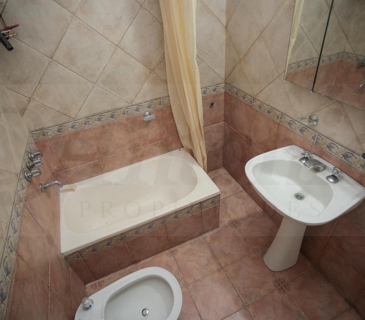 Departamento en Venta de 2 Ambientes Al Frente en Caballito, Caba. 4