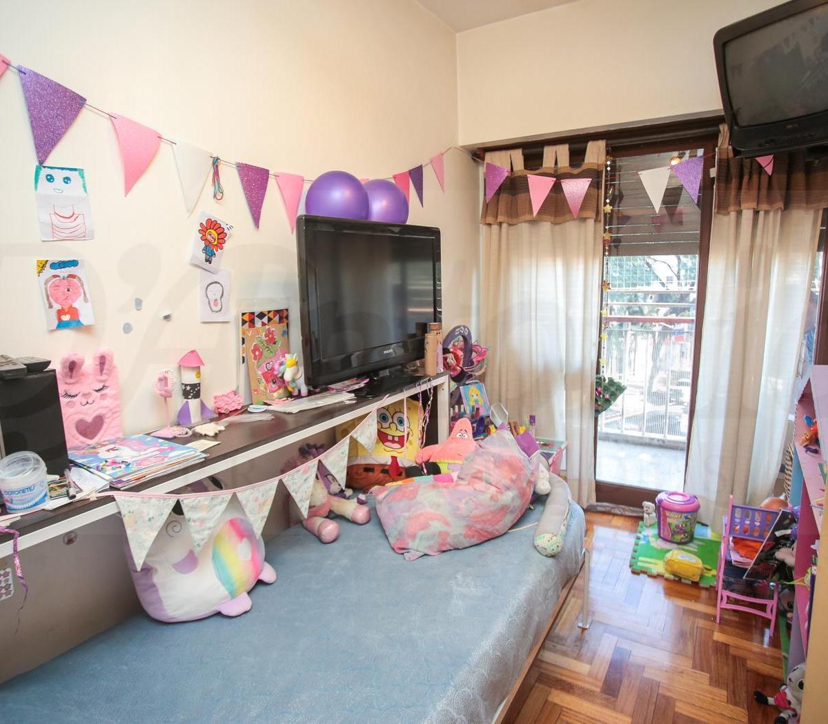 Departamento en Villa Urquiza 3 Amb. Al Frente 3