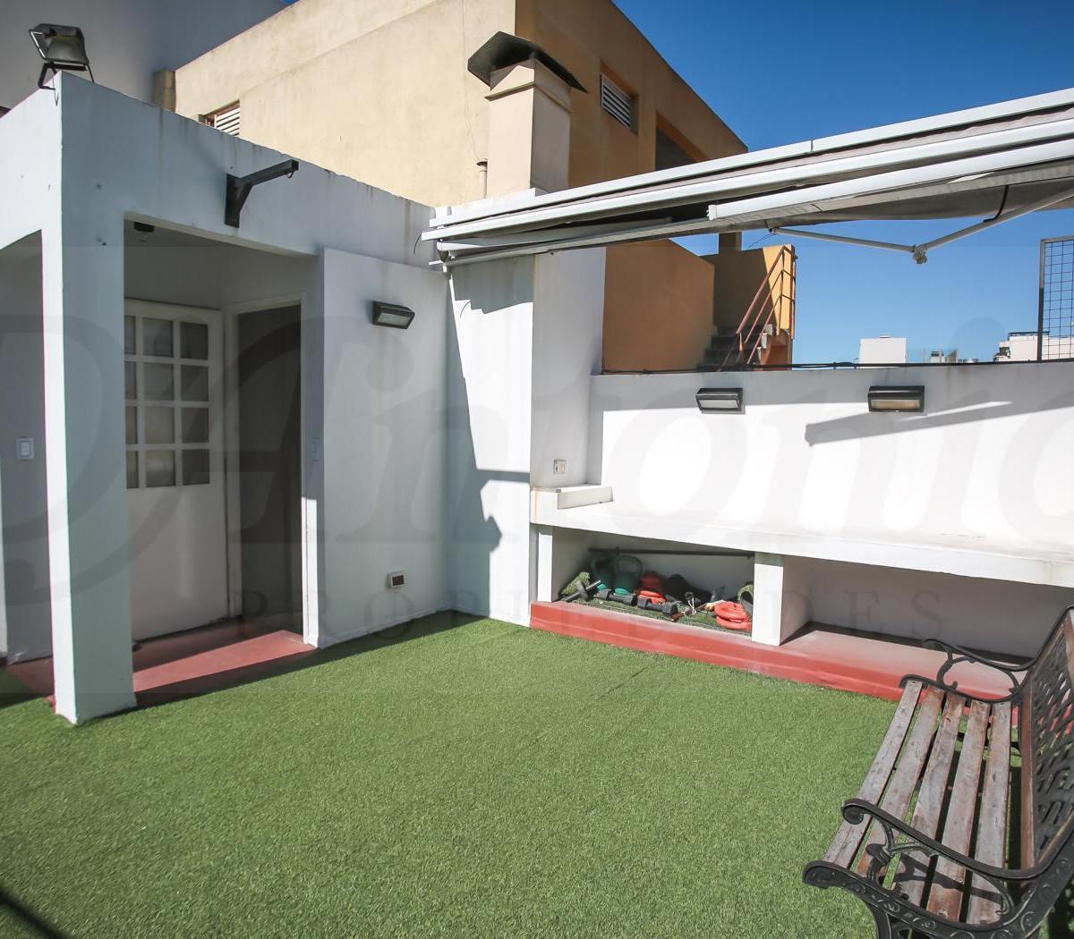 Piso de 3 Ambientes con Excelente Luminosidad y con Terraza Propia en El 7° Piso con Parrilla 2