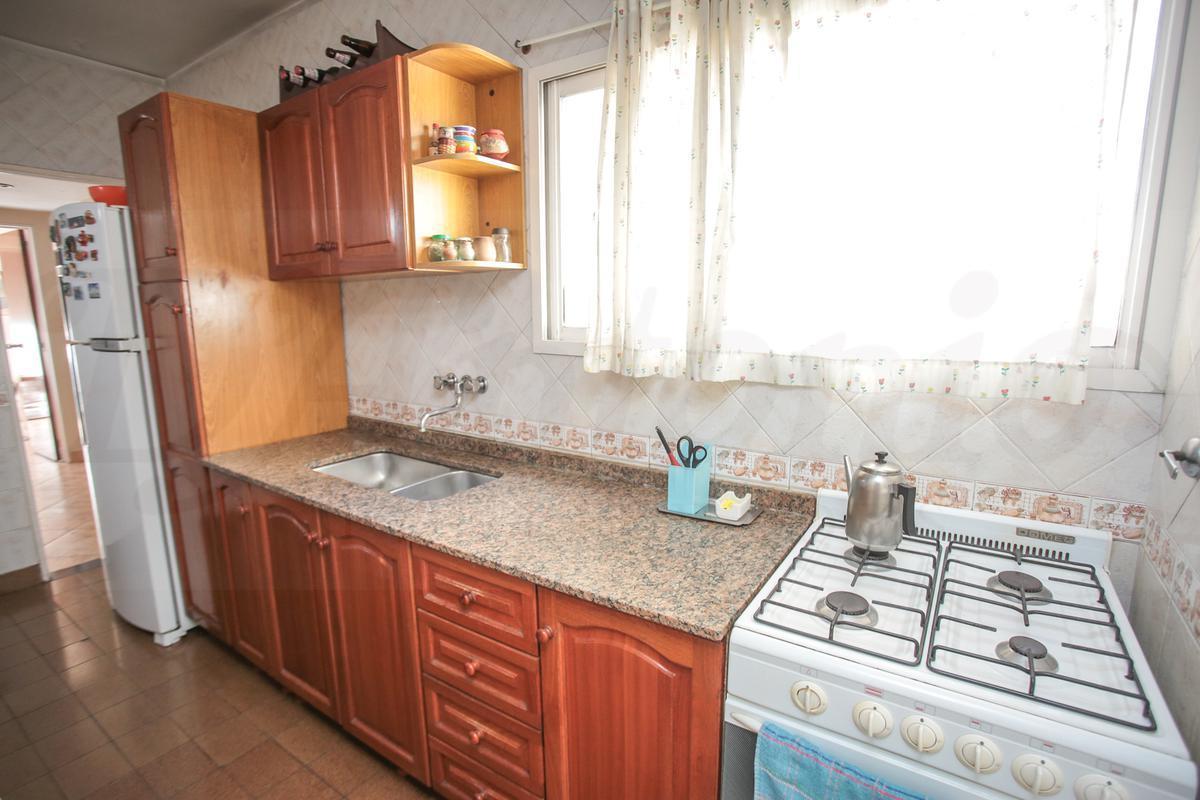 Semipiso en Venta de 3 Ambientes con Dep. de Servicio y Coch 1