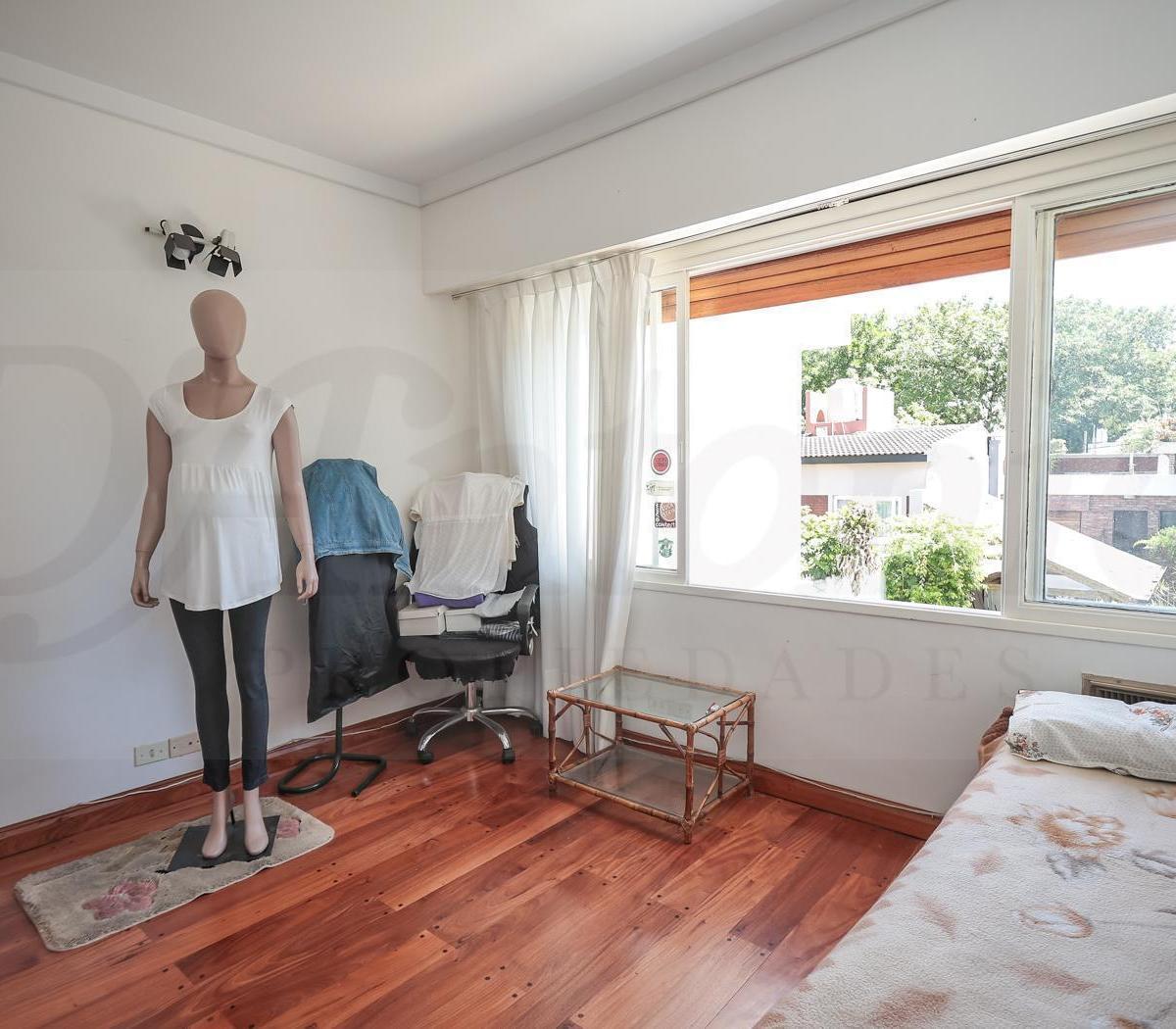 Casa en Venta en Belgrano R - 2 Lotes 3