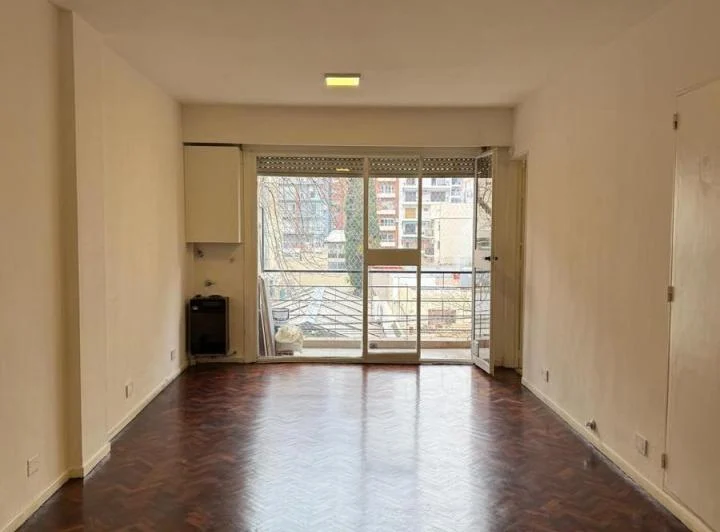 Departamento alquiler 1 ambiente amplio , frente , con balcòn , excelente estado 1