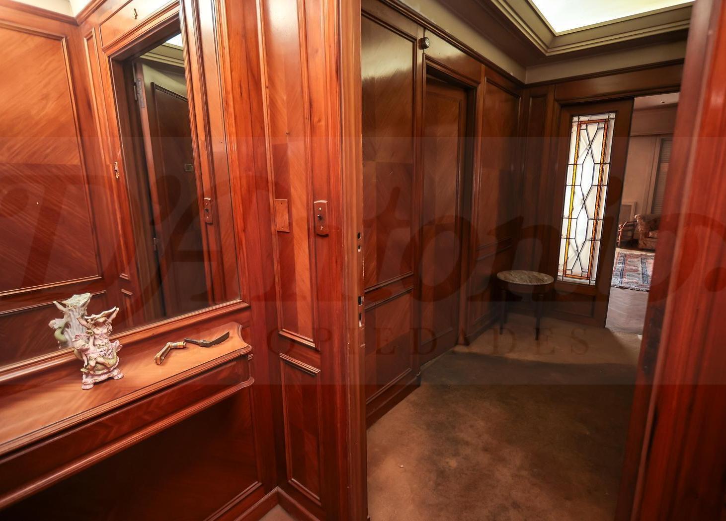Foto de Exclusivo Semipiso 6 amb. Categoría, excelente Acceso a Transp. y, imagen 5