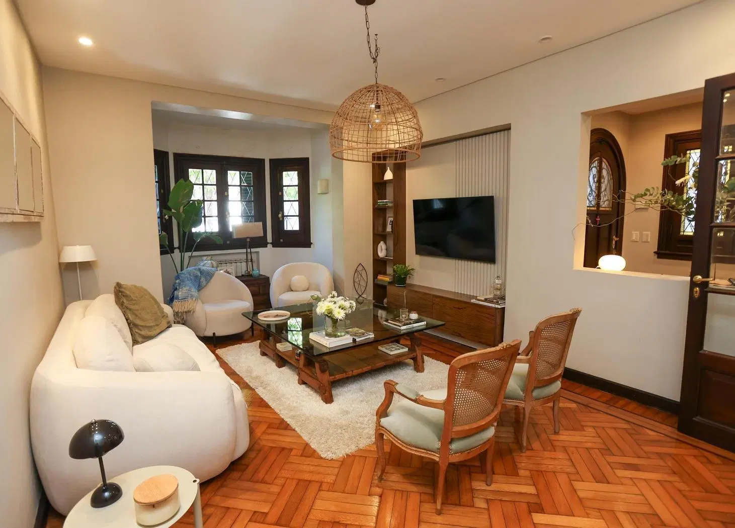 Venta - Casa Estilo Inglés - Belgrano R - Frente a San Patricio 3