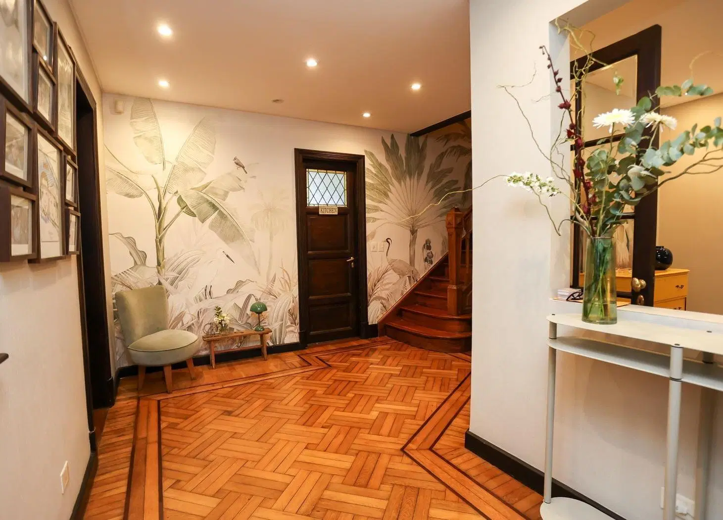 Venta - Casa Estilo Inglés - Belgrano R - Frente a San Patricio 5